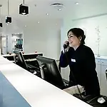 톤